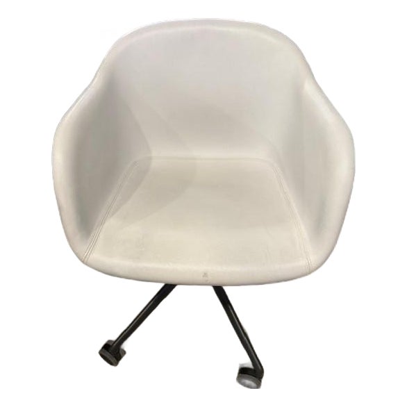 Muuto Fiber Armchair For Sale
