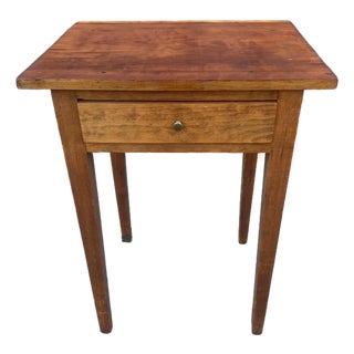 Antique American Federal Hepplewhite One-Drawer Side Table, Circa 1820 For Sale