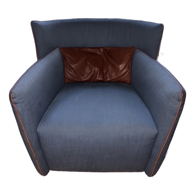 The Gamma Arredamenti Tulip Swivel Chair For Sale