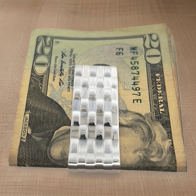 1990s Tiffany & Co Estate Weave Money Clip Sterling Silver 16.6 Grams For Sale - Image 11 of 12