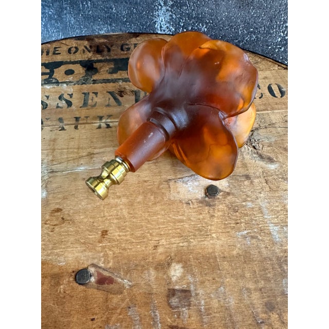 Mid-Century Modern Blooming Rose Lamp Finial on Brass Hardware For Sale - Image 3 of 6