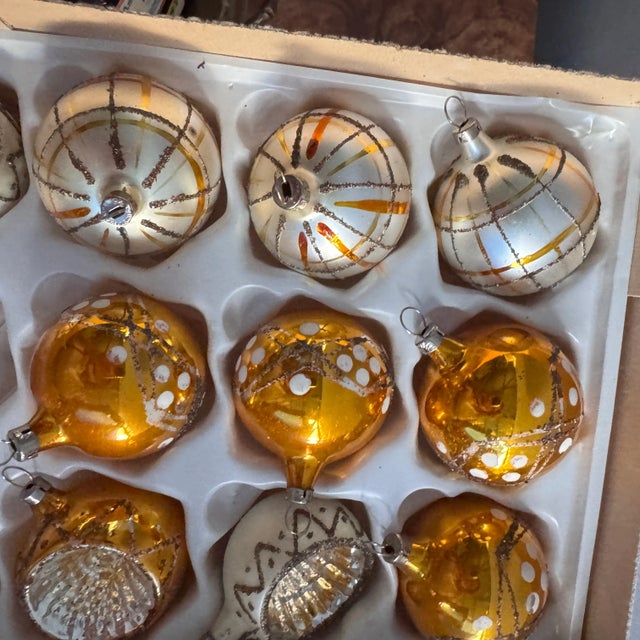 1950s Vintage European Mercury Glass Christmas Ornaments- Set of 10 For Sale - Image 5 of 9