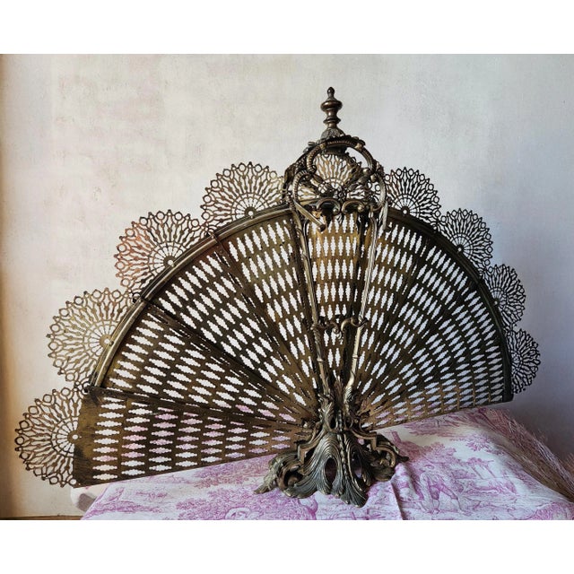 Antique French Brass Peacock Tail Pare-Feu / Fireplace Screen, 1800s For Sale - Image 11 of 11