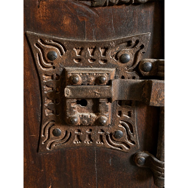 Wood 17th Century Spanish Baroque Wrought Iron Architectural Lock on Timber Panel For Sale - Image 7 of 18