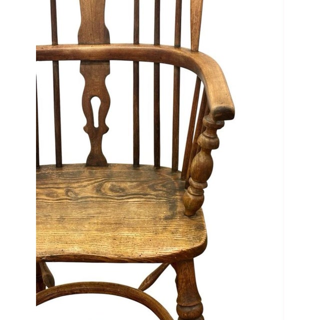Wood Antique Windsor English Chair in Elm, 1870 For Sale - Image 7 of 9