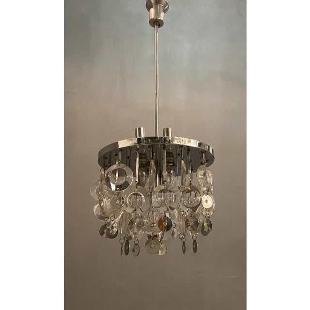 1970s Mid-Century Glass and Chrome Disc Chandelier by Oscar Torlasco, 1970s For Sale - Image 5 of 5