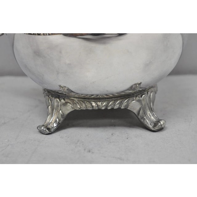 Mid 20th Century Vintage Wm Rogers Victorian Silver Plated Bulbous Footed Ice Lip Water Pitcher For Sale - Image 5 of 13