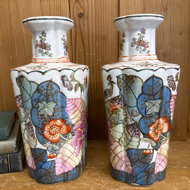 Chinese Pair of Floral Pink and Blues Vases Early 19 Century Chinese Guangxu Period Attributing the 17c Qianlong For Sale - Image 3 of 12