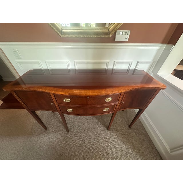 Beautiful Ethan Allen Vintage mahogany sideboard!!