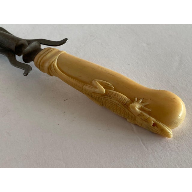 19th Century Hand-Carved Bone Alligator Handled Culinary Carving Set - Set of 3 For Sale In Los Angeles - Image 6 of 12
