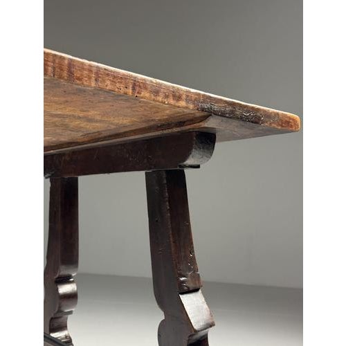 Antique Spanish Table in Walnut, 1700s For Sale - Image 10 of 18