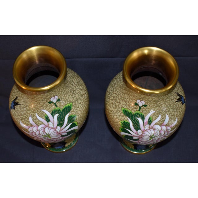 Vintage Chinese Cloisonne Enamel Vases Pair Mirrored Floral Chrysanthemum Mums For Sale - Image 12 of 15