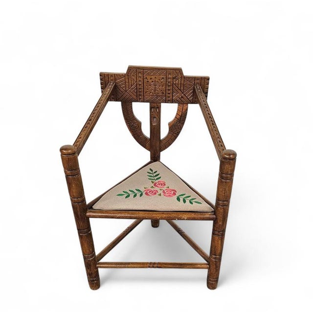 Swedish Carved Monk Chairs attributed to Bernhard Hoettger, Sweden, 1940s, Set of 2 For Sale - Image 9 of 18