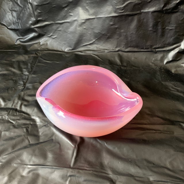 1960s Archimede Seguso Murano Art Glass Pink Opalescent Ashtray For Sale - Image 5 of 6