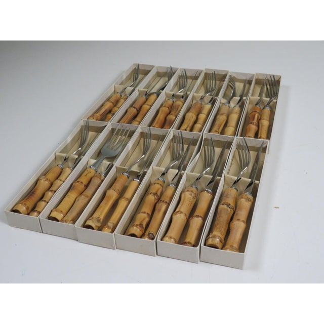 1960s Mid-Century German Steak Cutlery Set for 12 in Bamboo and Stainless Steel, 1960s, Set of 24 For Sale - Image 5 of 8