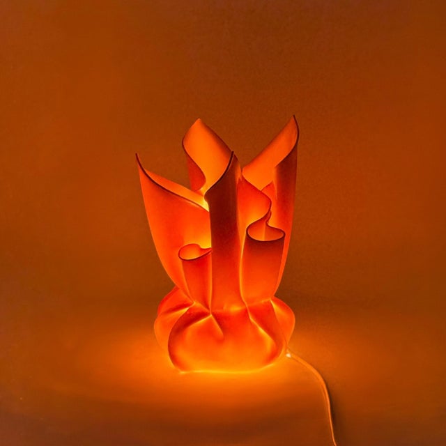 Postmodern Sculptural Orange Plastic Table Lamp by Les Eclarares, France, 1990s For Sale - Image 3 of 16