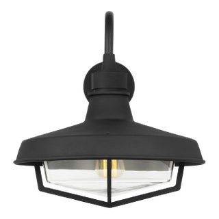 Thomas O'Brien by Visual Comfort Studio Hollis 1-Light Outdoor Large Lantern Sconce in Textured Black For Sale