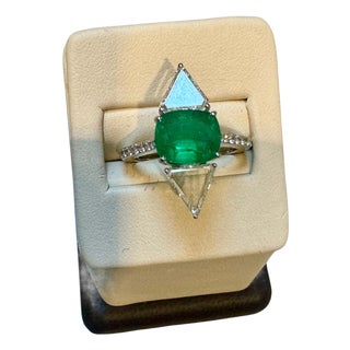 3.8 Ct Finest Zambian Cushion Cut Emerald & 1.5Ct Diamond Ring, 18 Kt Gold , 7.5 For Sale