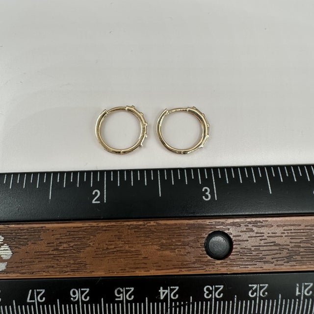 Diamond Baguette Huggie Earrings 14kt Yellow Gold 0.12ctw Gh Si 12.9mm New, Pair For Sale In New York - Image 6 of 6