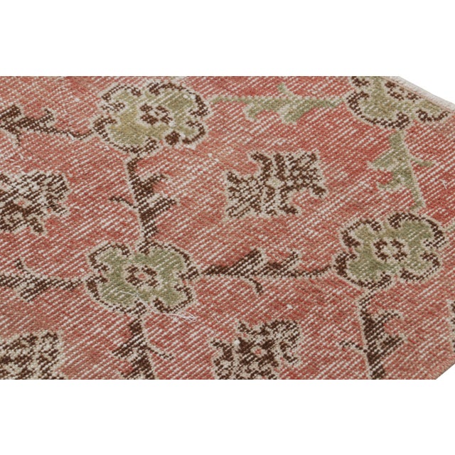 1960s Vintage Zeki Müren Rug, With Geometric Patterns, From Rug & Kilim For Sale - Image 5 of 7