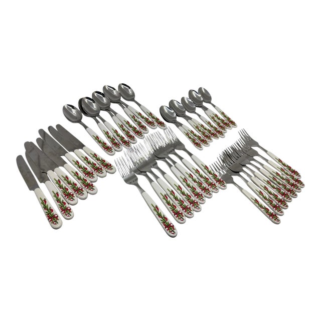 Oneida Christmas Bow Stainless Steel Silverware 8 Piece Setting- 40 Pieces For Sale