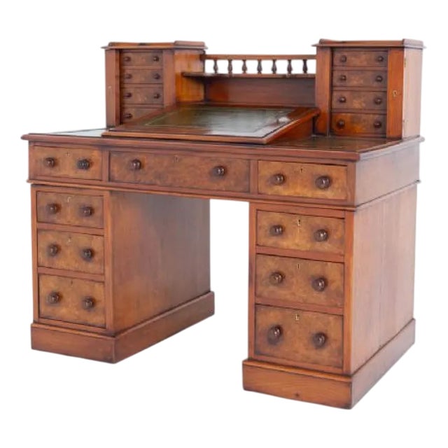 Victorian Dickens Desk in Walnut, 1870 For Sale