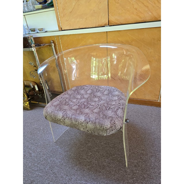 1970s Vintage Mid Century Modern Designer Lucite Chair For Sale - Image 4 of 9