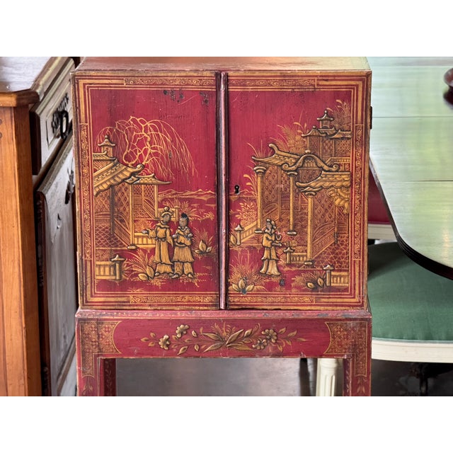 19th Century English Red Lacquered Chinoiserie Cabinet For Sale - Image 4 of 14
