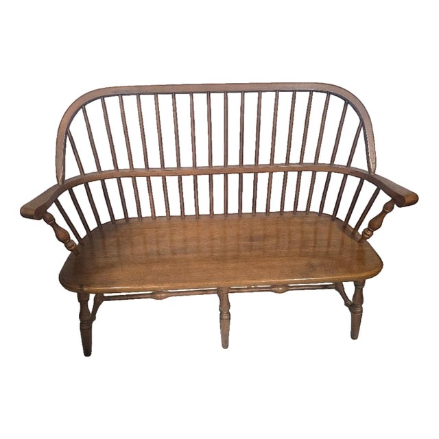 Vintage Windsor Style Spindle Back Bench Settee For Sale