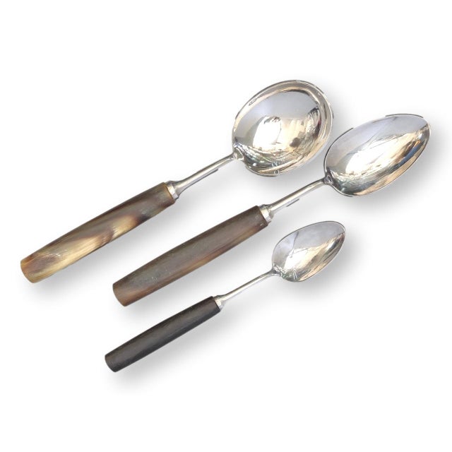 English Vintage English Polished Natural Horn Cutlery, Service for 12 For Sale - Image 3 of 11
