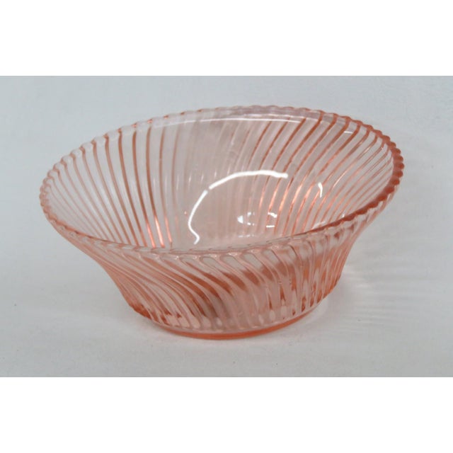 Art Deco Federal Glass Pink Depression Era Cereal Bowl Diana Swirl Optic Pattern 4942b For Sale - Image 3 of 11