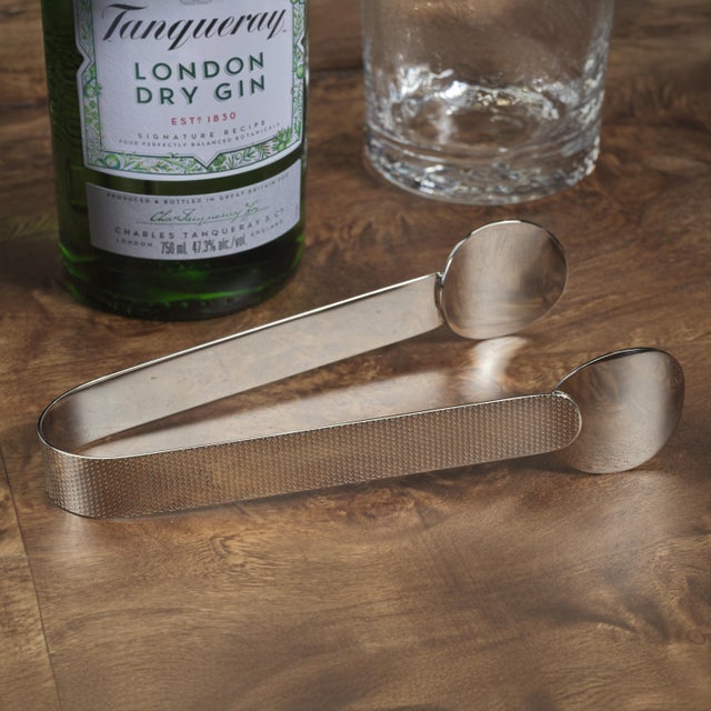 Designed for effortless serving, the Spiga Textured Ice Tong combines function with refined craftsmanship. The polished...