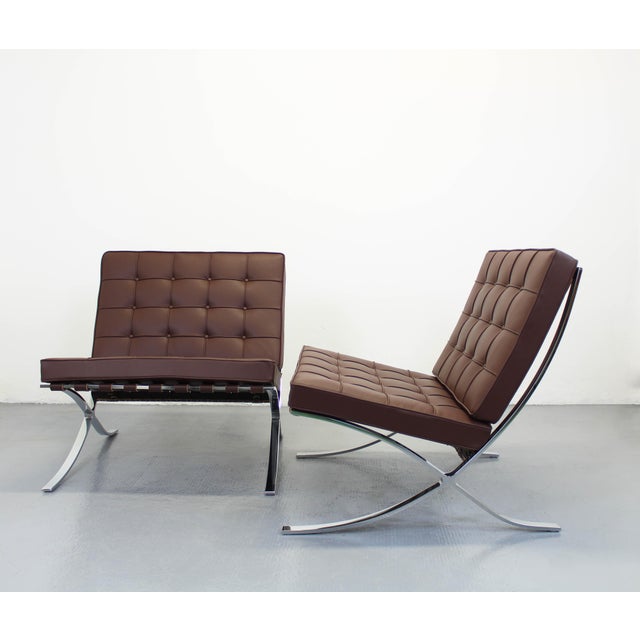 Barcelona Chair in Brown Leather by Ludwig Mies Van Der Rohe for Knoll International, in Flawless conditions. Designed...