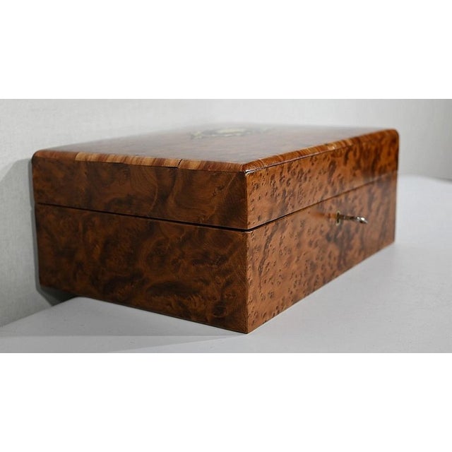 This small jewelry box is entirely made of natural burr cedar veneer and is slightly curved on the lid. The lid is...