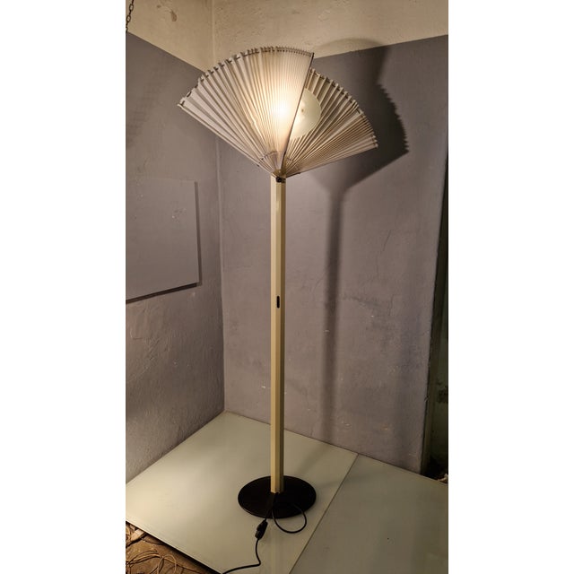 Vintage White Butterfly Floor Lamp by Afra and Tobia Scarpa for Flos, 1970s For Sale - Image 13 of 15