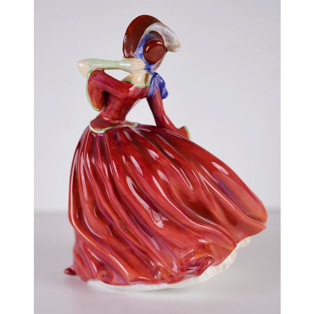 Vintage Royal Doulton Hn1934 "Autumn Breezes" Two Footed Bone China