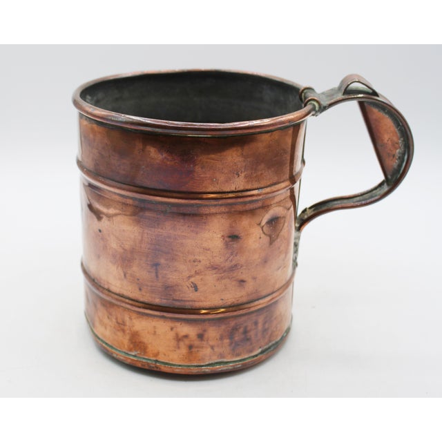 Mid-19th Century English Copper Cylinder Form Handled Measure For Sale - Image 4 of 4
