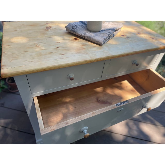 Antique Chest of Drawers in Fir, 1890s For Sale - Image 4 of 16