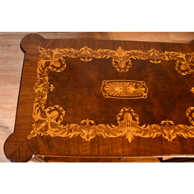 French 1930s French Louis XVI Carved Walnut & Satinwood Inlay Sofa Table / Side Table For Sale - Image 3 of 12