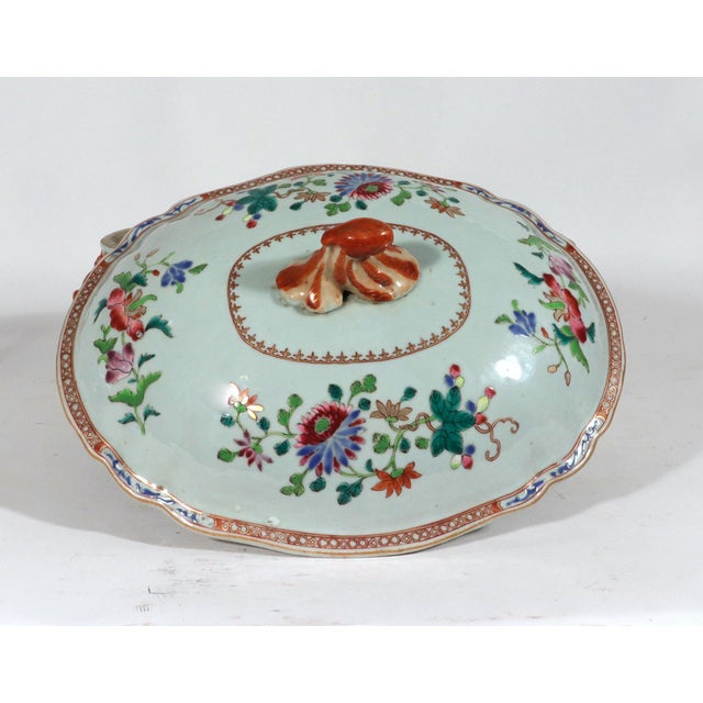 Ceramic 18th-Century Chinese Export Porcelain Double Peacock Pattern Soup Tureen, Cover & Stand For Sale - Image 7 of 18