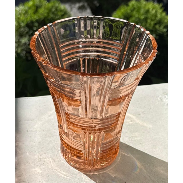 Vintage Pair of Pink Anchor Hocking Glass Vases - 1940s For Sale - Image 4 of 7
