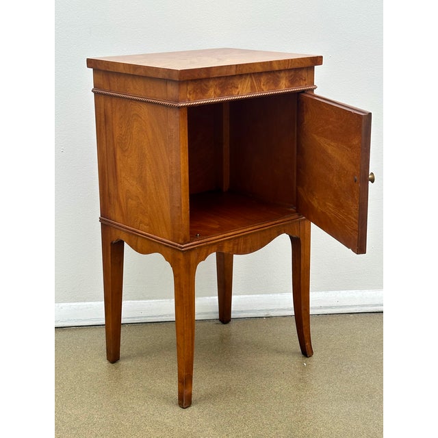 Satinwood Side / Drink Table Decorated With Inlays , France Circa 1930 For Sale - Image 13 of 13