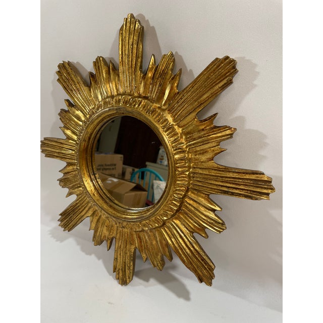 1960s Mid Century Italian Giltwood Sunburst Wall Mirror For Sale - Image 10 of 17