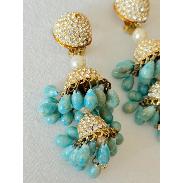 Vintage 1950s Faux Turquoise Chandelier Clip-on Earrings, Gold-Tone, Pair For Sale - Image 13 of 16