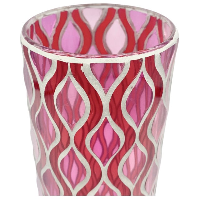 Vintage 1960s Mod Pink Swirl Glass Vase 8.25"h For Sale - Image 4 of 9