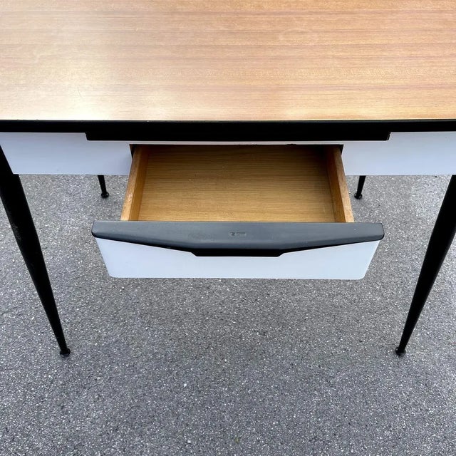 Metal Italian Dining Table & 4 Chairs from Salvarani Depositato, 1950s, Set of 5 For Sale - Image 7 of 16