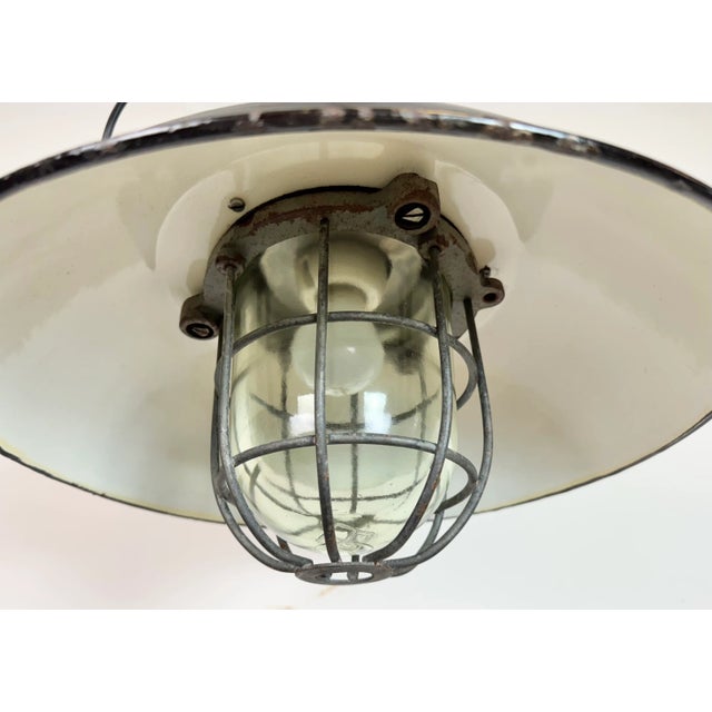 Black Enamel and Cast Iron Industrial Cage Pendant Light from Elektrosvit, 1960s For Sale - Image 4 of 18