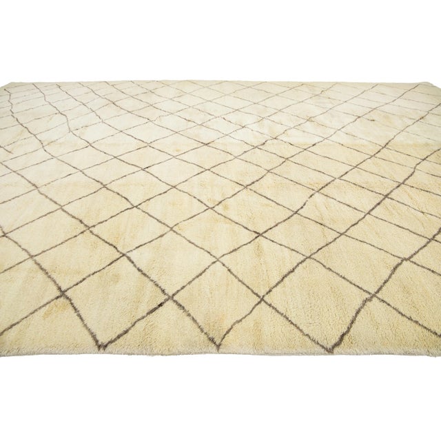 Tribal Modern Moroccan Style Oversize Wool Rug in Beige Color For Sale In New York - Image 6 of 11