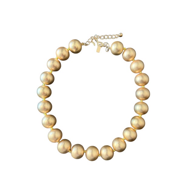 Vintage Kenneth Jay Lane KJL Chunky Matte Gold Faux Pearl Statement Necklace A striking vintage Kenneth Jay Lane (KJL)...