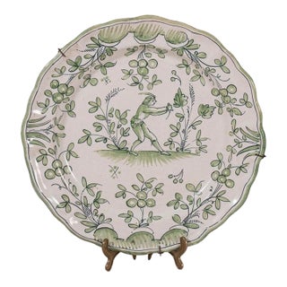 18th Century French Moustiers Green Plate For Sale